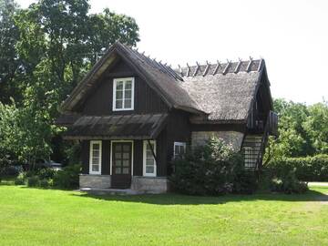 Фото номера Семейный номер с 2 спальнями Дома для отпуска Jurna Recreation Farm г. Упа 2